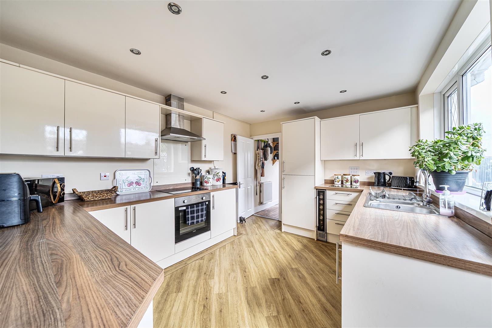 Brighton Road, Gorseinon, Swansea, SA4 4BW